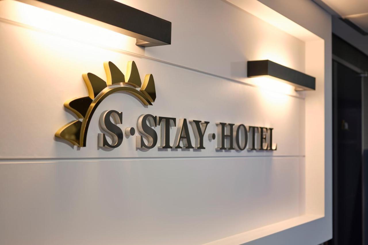 S Stay Hotel Suwon Exterior photo